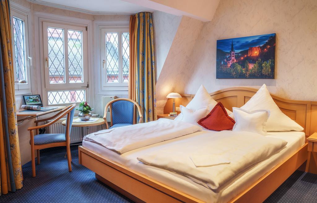 Altkoelnischer Hof Bacharach Extérieur photo